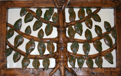Budhův strom,šamotová směs,oxidy kovů,zatíraná technika,transparentní glazura,o.1180 C.,85x30cm
